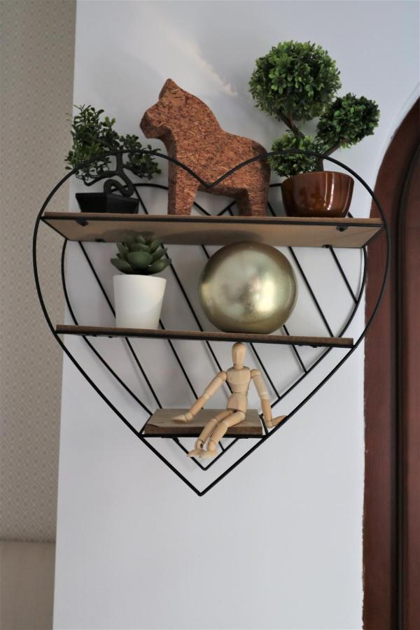 Lovely City Center Apartment - Free Minibar Bucarest Exterior foto